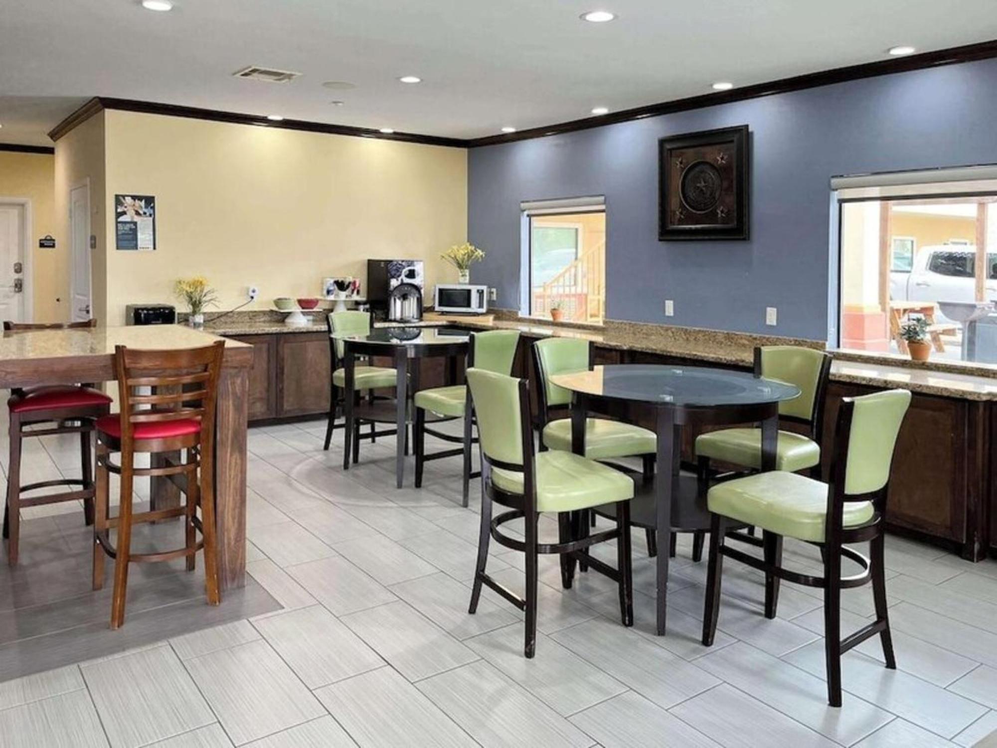 Studio 6 Gonzales Tx Εξωτερικό φωτογραφία